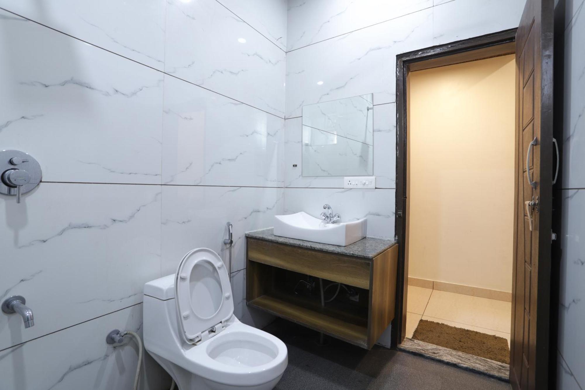 Hotel Razia Inn Hisār Zewnętrze zdjęcie