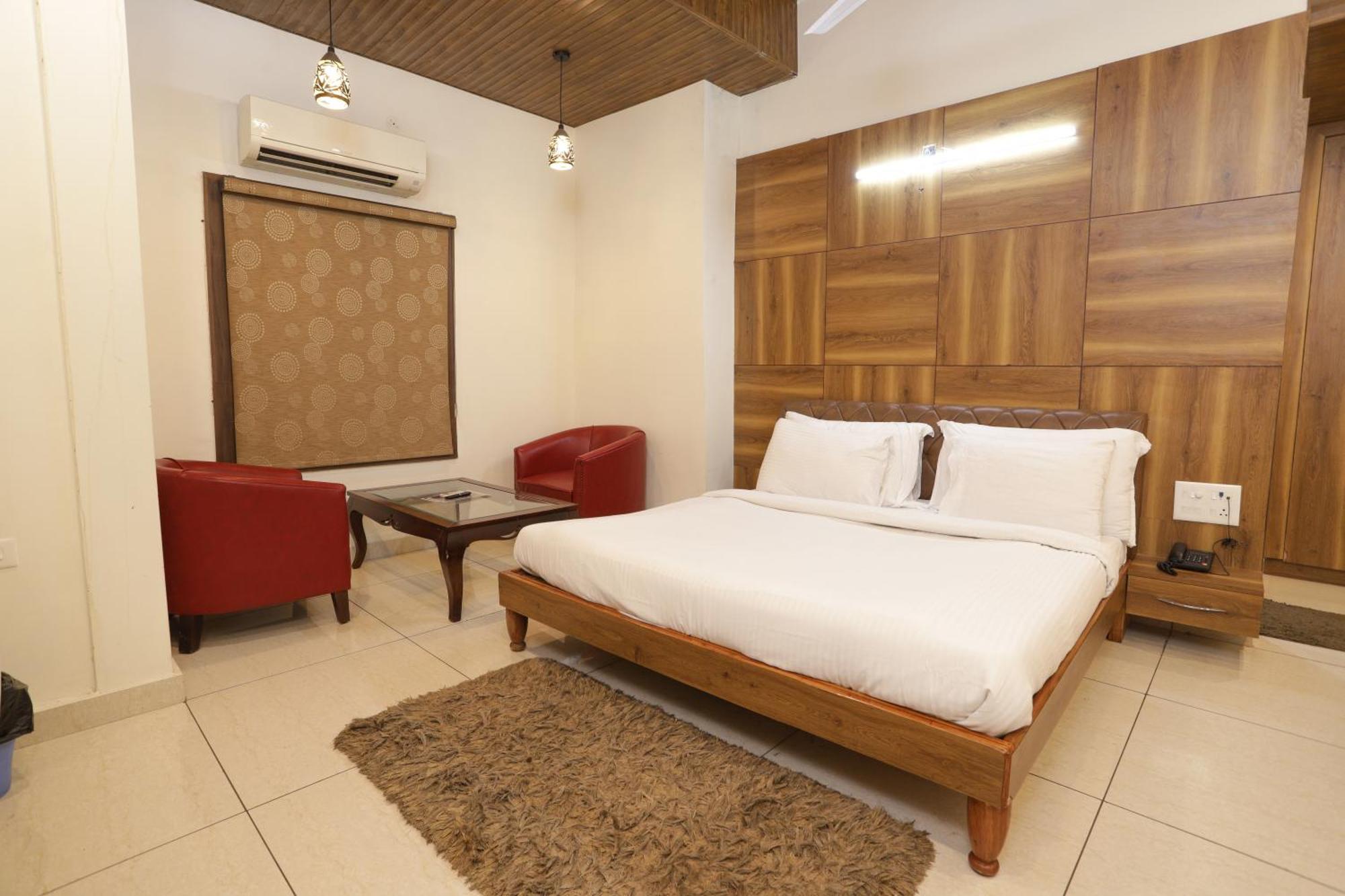 Hotel Razia Inn Hisār Zewnętrze zdjęcie