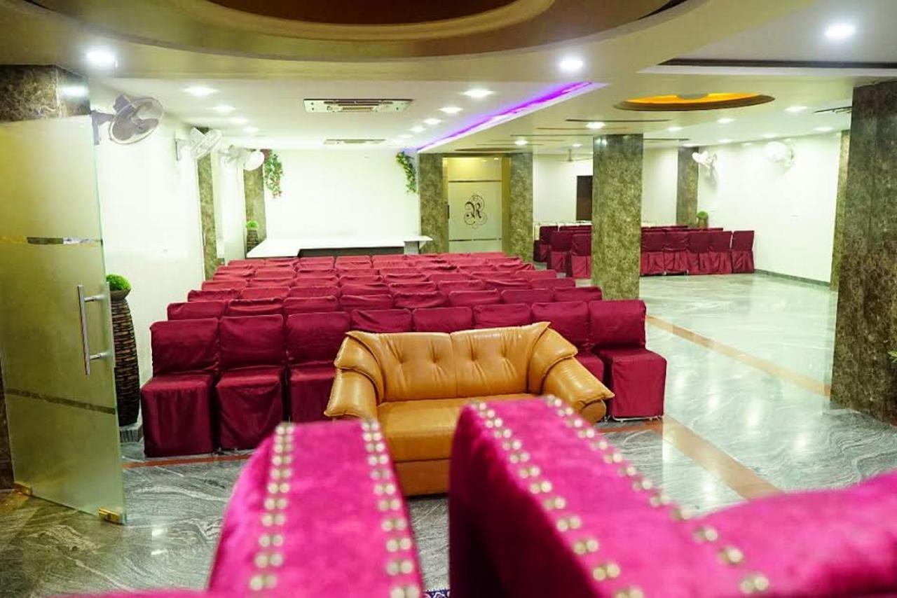 Hotel Razia Inn Hisār Zewnętrze zdjęcie